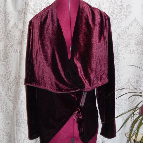 NWT [BlankNYC] XS Maroon Velvet/Velour L/S Jacket Off Center Zipper - Picture 6 of 11
